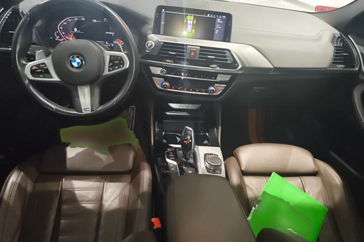 Used BMW X4 2020 xDrive25i M Sport Package Center Console