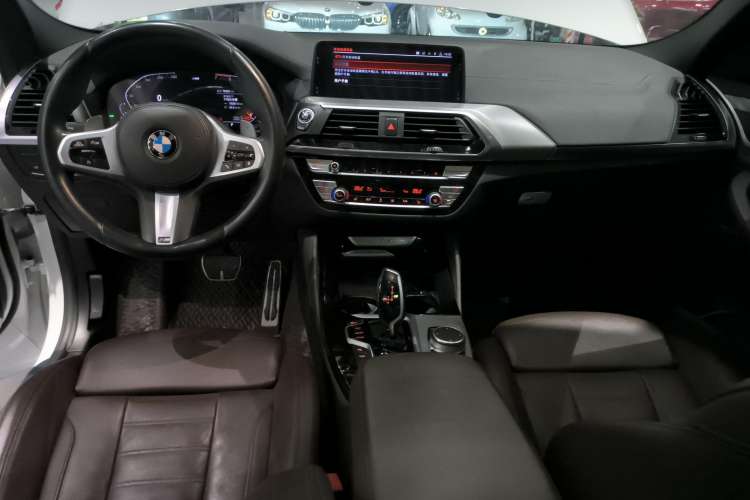 Used BMW X4 2020 xDrive25i M Sport Package Center Console