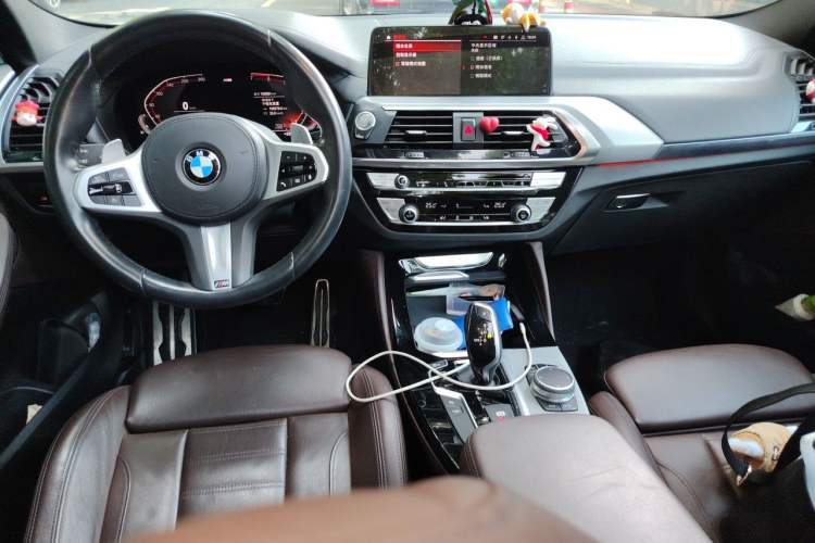 Used BMW X4 2020 xDrive25i M Sport Package Center Console