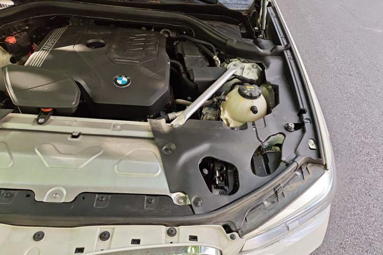 Used BMW X4 2020 xDrive25i M Sport Package Engine Bay Left