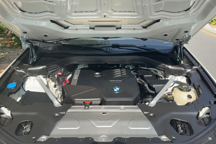 Used BMW X4 2020 xDrive30i M Sport Package Engine Bay