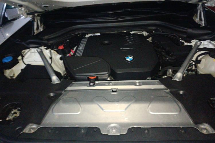 Used BMW X4 2020 xDrive25i M Sport Package Engine Bay