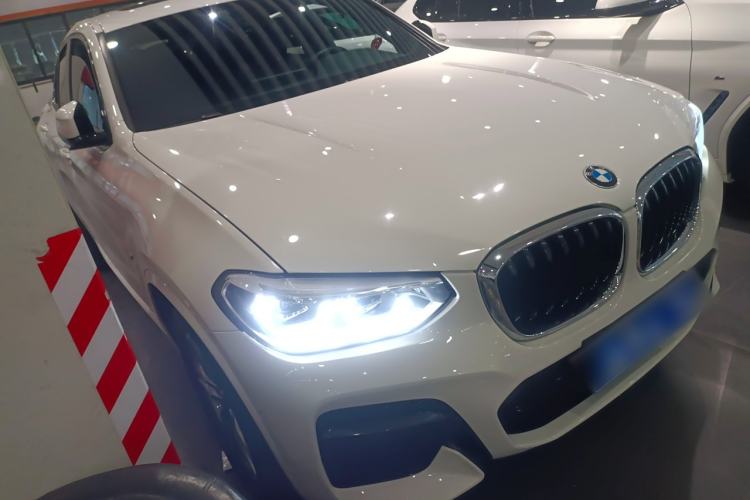 Used BMW X4 2020 xDrive25i M Sport Package Exterior 2