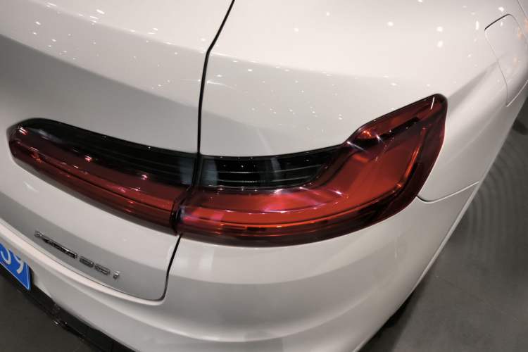 Used BMW X4 2020 xDrive25i M Sport Package Exterior 2
