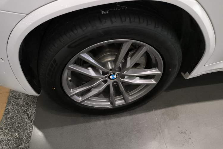 Used BMW X4 2020 xDrive25i M Sport Package Exterior 3