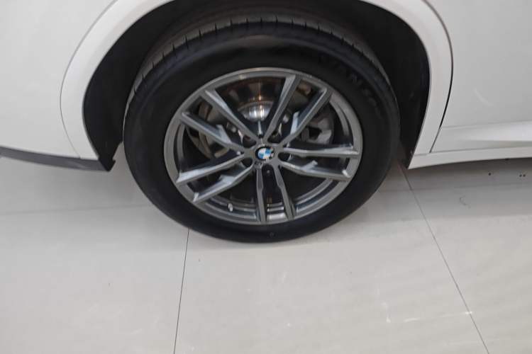 Used BMW X4 2020 xDrive25i M Sport Package Exterior 5
