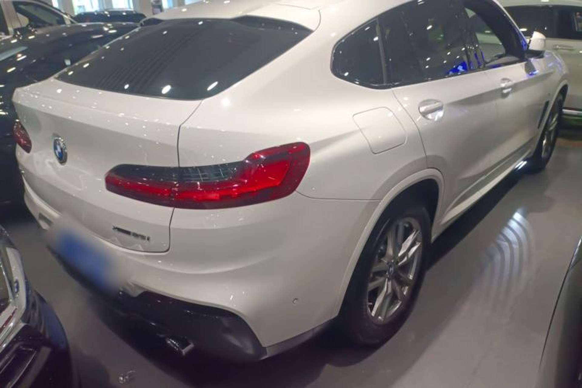 Used BMW X4 2020 xDrive25i M Sport Package Exterior 5