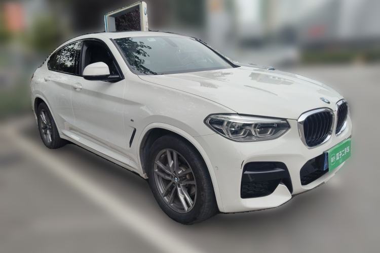 Used BMW X4 2020 xDrive25i M Sport Package Front Right 45 Deg