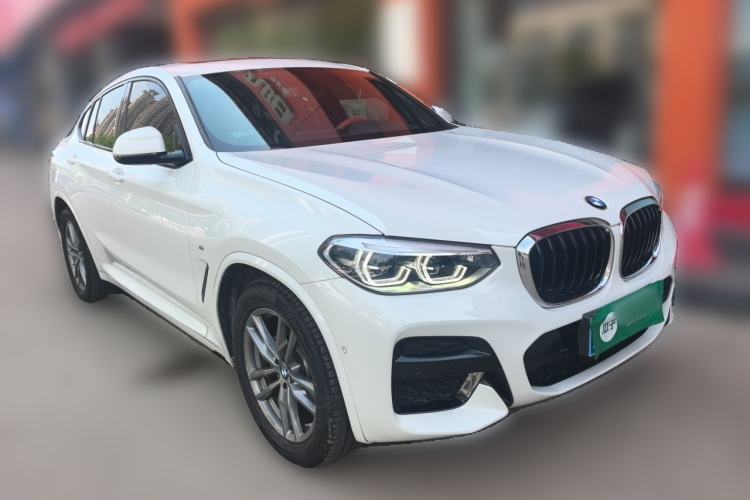 Used BMW X4 2020 xDrive25i M Sport Package Front Right 45 Deg