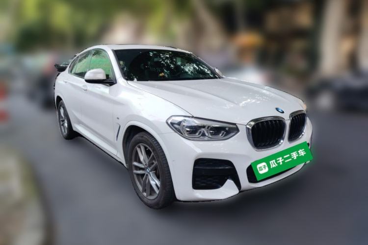 Used BMW X4 2020 xDrive25i M Sport Package Front Right 45 Deg