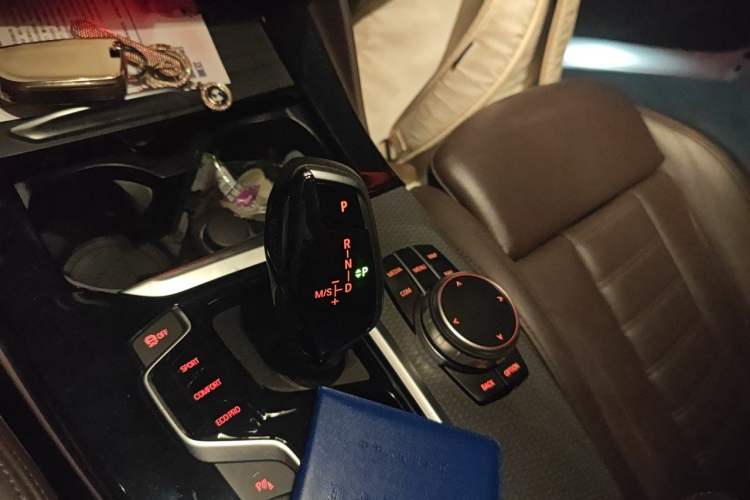 Used BMW X4 2020 xDrive25i M Sport Package Gear Lever