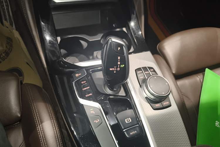 Used BMW X4 2020 xDrive25i M Sport Package Gear Lever