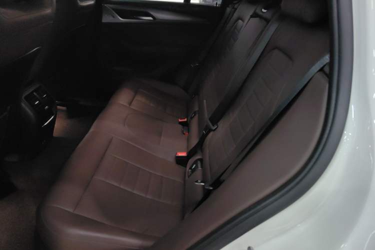 Used BMW X4 2020 xDrive25i M Sport Package Interior 1
