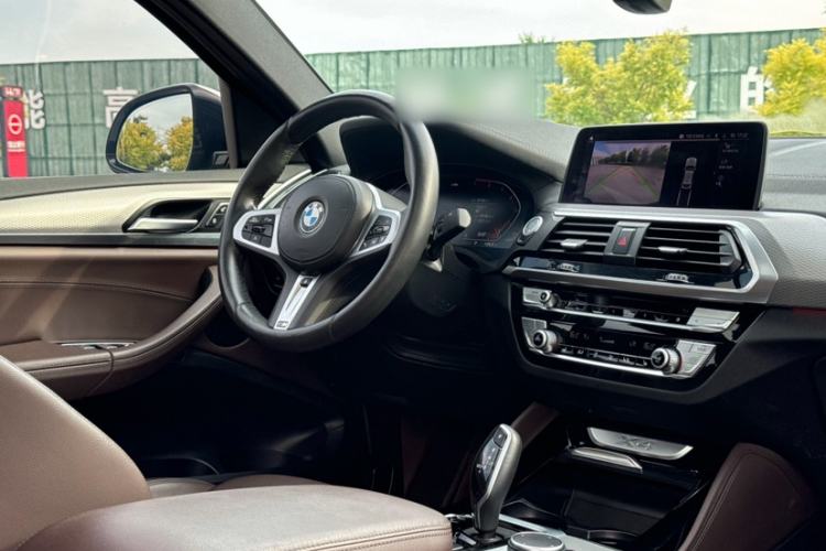 Used BMW X4 2020 xDrive25i M Sport Package Interior 2