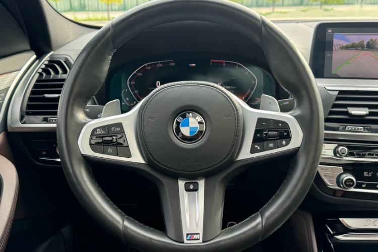 Used BMW X4 2020 xDrive25i M Sport Package Interior 4
