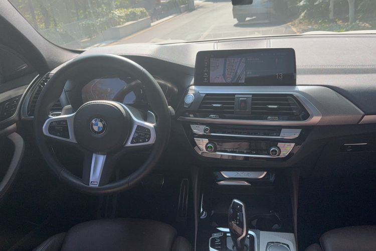 Used BMW X4 2020 xDrive30i M Sport Package Interior 7