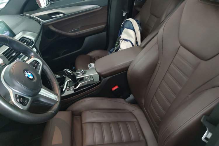 Used BMW X4 2020 xDrive25i M Sport Package Left Front Seat
