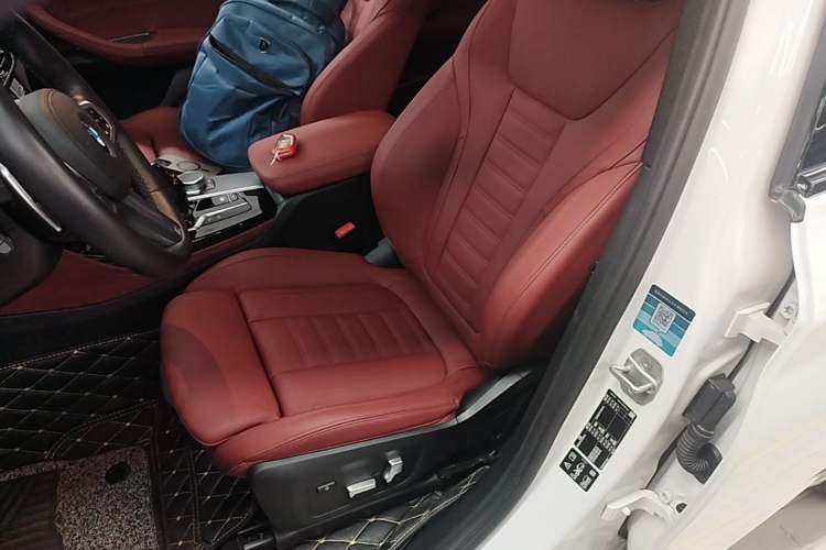 Used BMW X4 2020 xDrive25i M Sport Package Left Front Seat