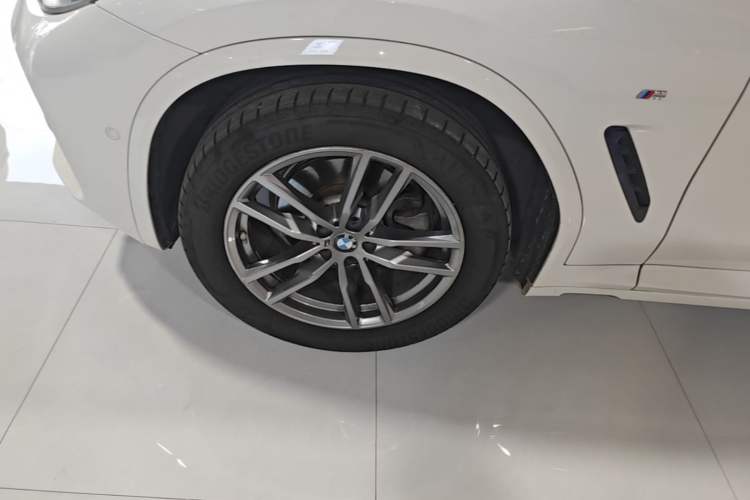 Used BMW X4 2020 xDrive25i M Sport Package Left Front Wheel Hub