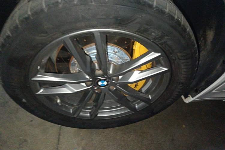 Used BMW X4 2020 xDrive25i M Sport Package Left Front Wheel Hub