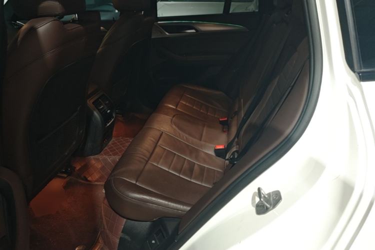 Used BMW X4 2020 xDrive25i M Sport Package Left Rear Seat