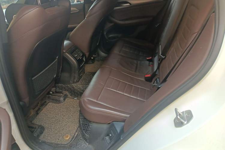 Used BMW X4 2020 xDrive25i M Sport Package Left Rear Seat