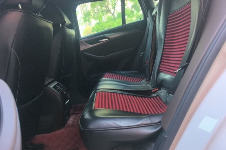 Used BMW X4 2020 xDrive25i M Sport Package Left Rear Seat
