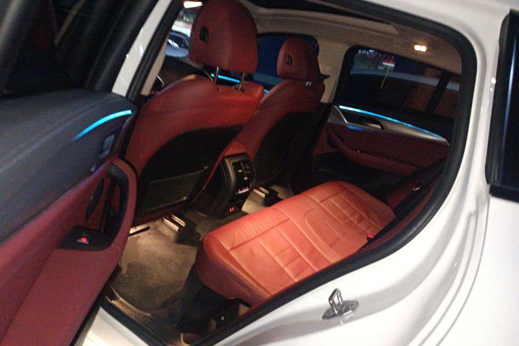 Used BMW X4 2020 xDrive25i M Sport Package Left Rear Seat