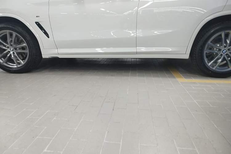 Used BMW X4 2020 xDrive25i M Sport Package Left Side Sill