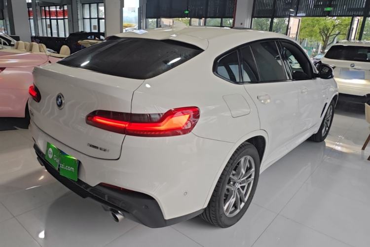 Used BMW X4 2020 xDrive25i M Sport Package Rear Right 45 Deg