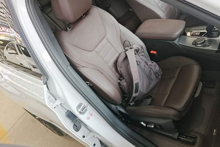Used BMW X4 2020 xDrive30i M Sport Package Right Front Seat