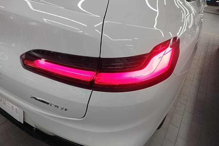Used BMW X4 2020 xDrive25i M Sport Package Right Rear Taillight