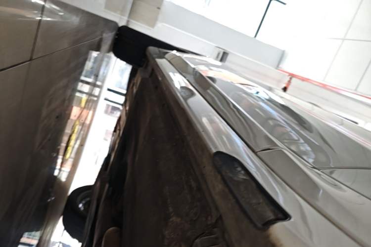 Used BMW X4 2020 xDrive25i M Sport Package Right Side Sill