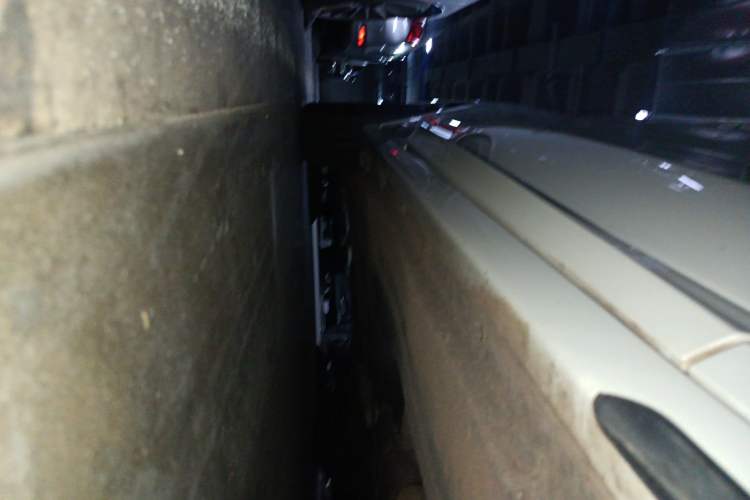 Used BMW X4 2020 xDrive25i M Sport Package Right Side Sill