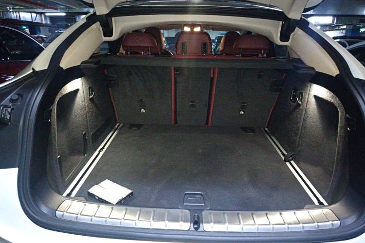 Used BMW X4 2020 xDrive25i M Sport Package Trunk