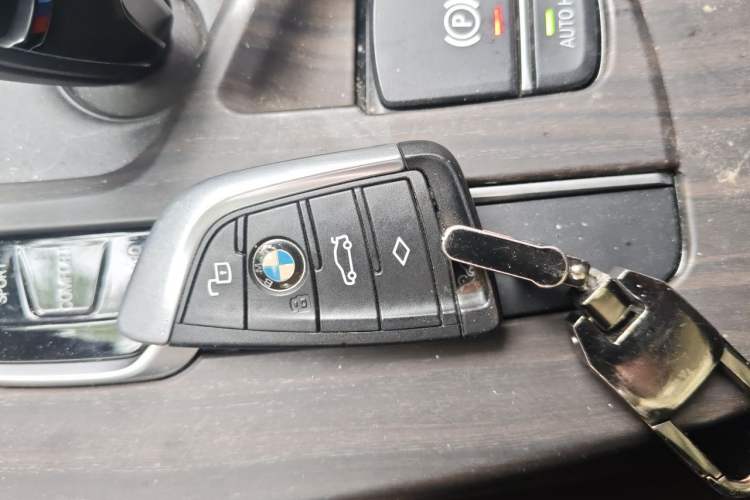 Used BMW X4 2020 xDrive25i M Sport Package Vehicle Key