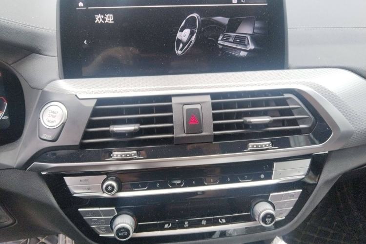 Used BMW X4 2021 xDrive 25i M Sport Package Audio And AC Panel