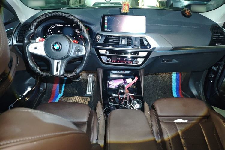 Used BMW X4 2021 xDrive 25i M Sport Package Center Console