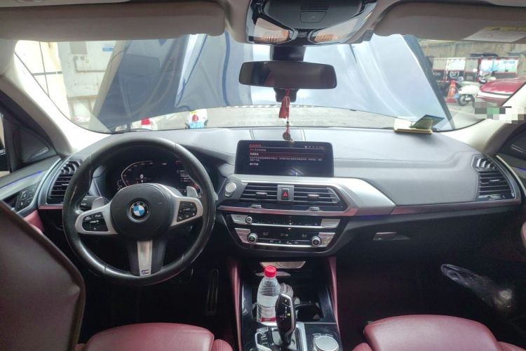 Used BMW X4 2021 xDrive 25i M Sport Package Center Console