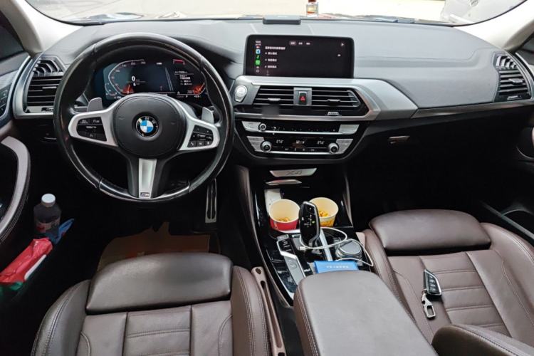 Used BMW X4 2021 xDrive 25i M Sport Package Center Console