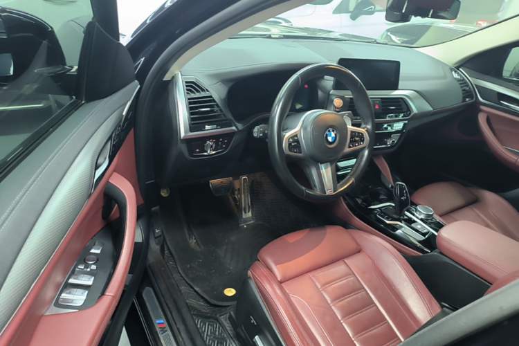 Used BMW X4 2021 Restyled xDrive 25i M Sport Package Driver Seat
