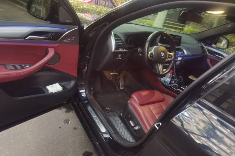 Used BMW X4 2021 xDrive 25i M Sport Night Edition package Driver Seat