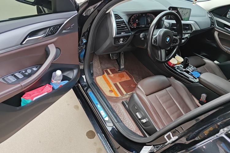 Used BMW X4 2021 xDrive 25i M Sport Package Driver Seat