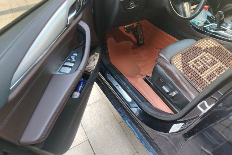 Used BMW X4 2021 Restyled xDrive 25i M Sport Package Driver Seat