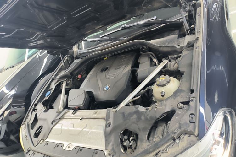 Used BMW X4 2021 Restyled xDrive 25i M Sport Package Engine Bay