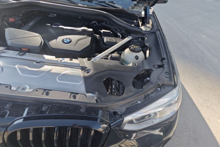 Used BMW X4 2021 xDrive 30i M Sport Night Edition package Engine Bay Left