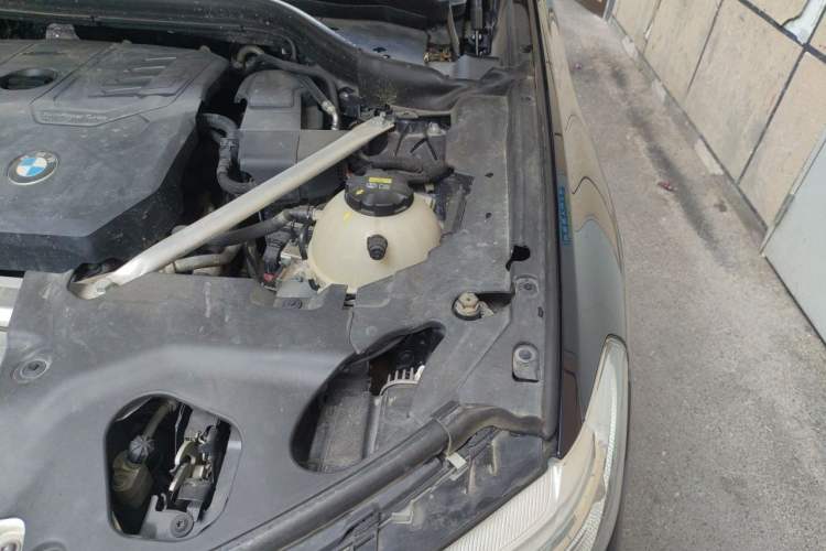 Used BMW X4 2021 xDrive 25i M Sport Package Engine Bay Left
