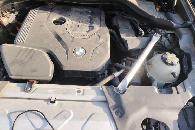 Used BMW X4 2021 Restyled xDrive 25i M Sport Package Engine Bay Left