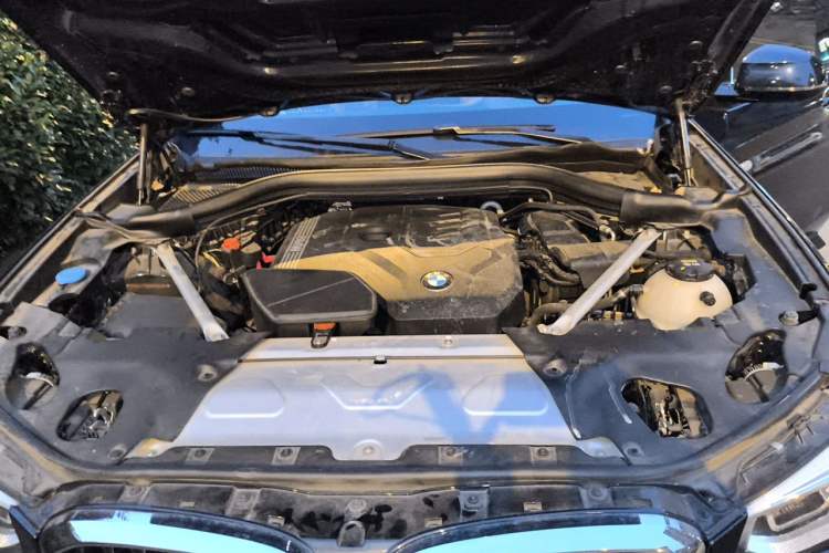 Used BMW X4 2021 Restyled xDrive 25i M Sport Package Engine Bay