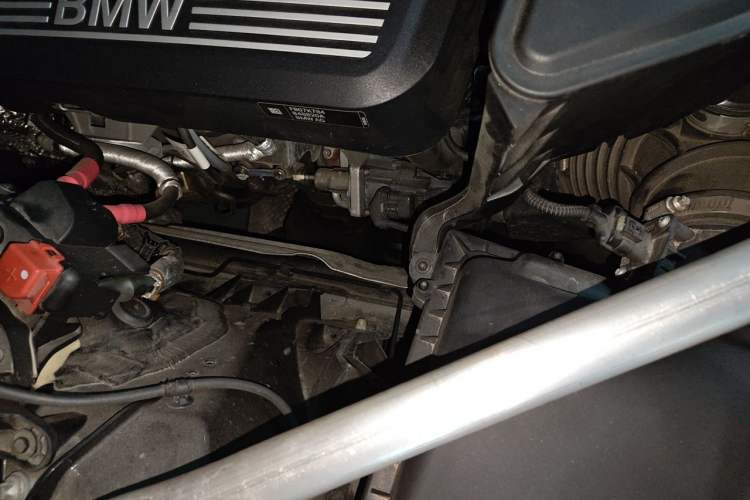 Used BMW X4 2021 xDrive 25i M Sport Package Engine Bay Right